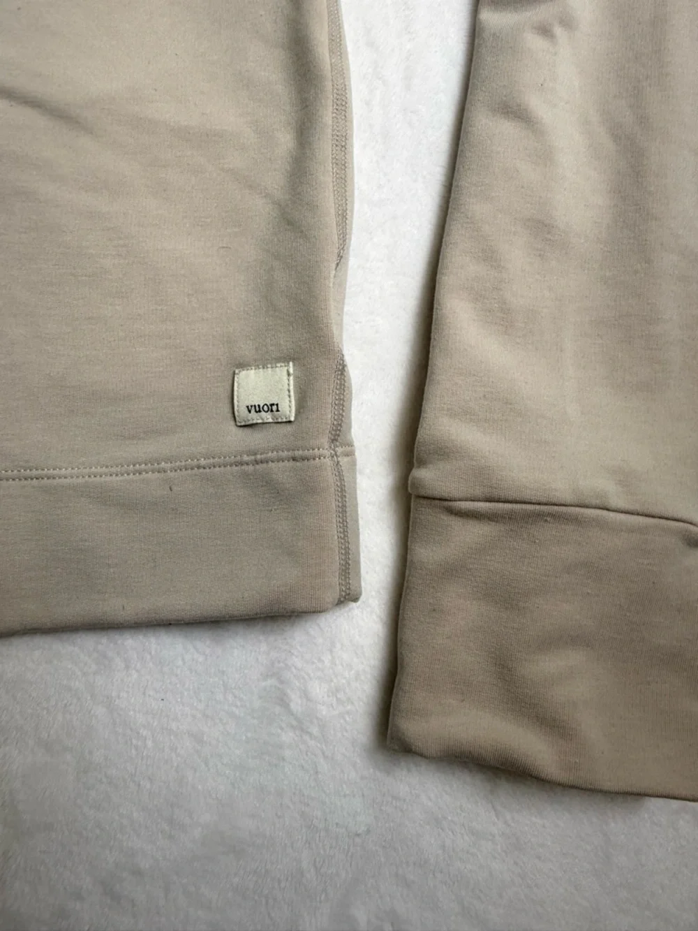 Vuori Light  Beige Half-Zip  cropped Hoodie - Picture 3 of 5